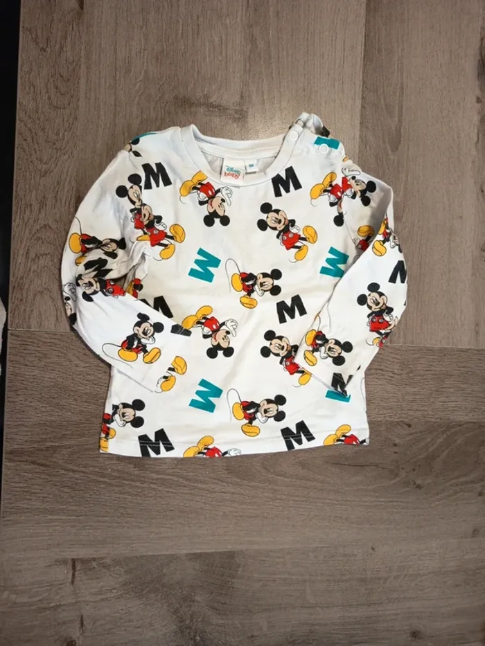 Lot 2 tee-shirts manches longues Mickey - photo numéro 2