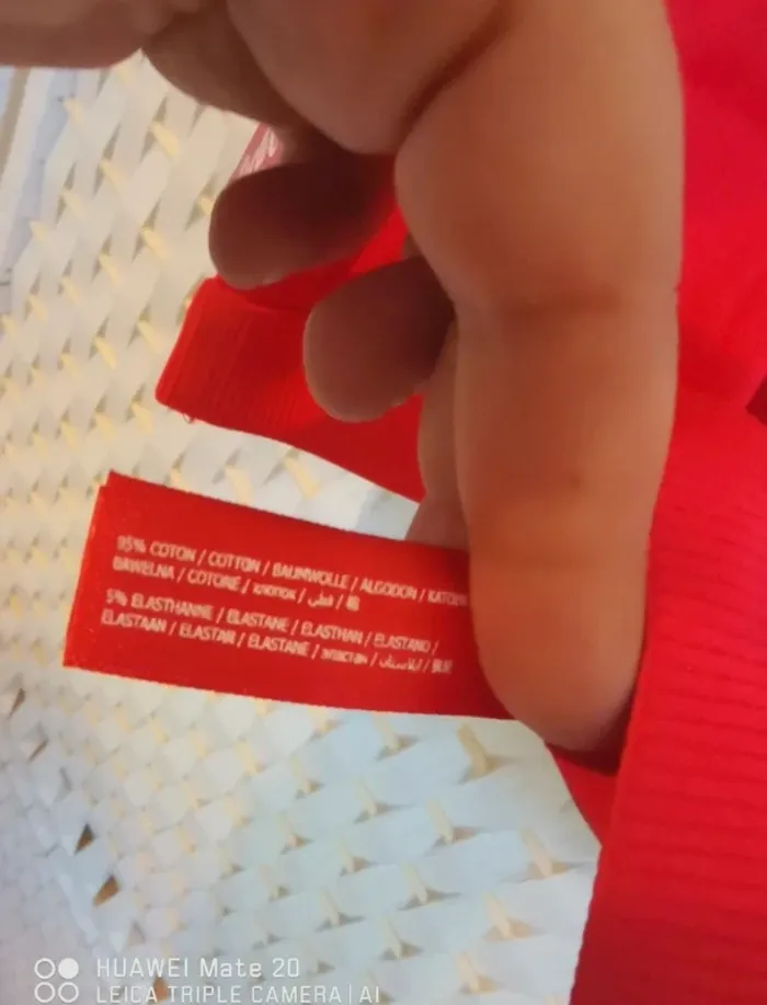 💕Jolie Brassière Coca-Cola Freshcokiz rouge motif hivernal - femme taille M /38 undiz💕 - photo numéro 9