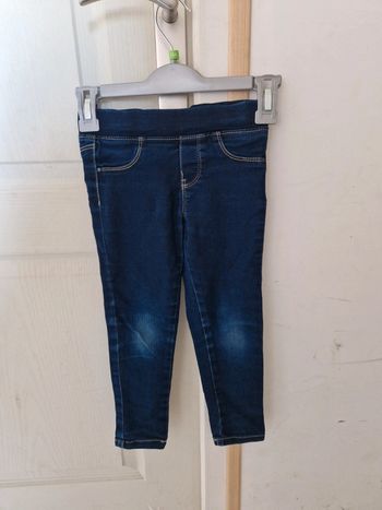 Pantalon tregging Okaïdi 4 ans bon état