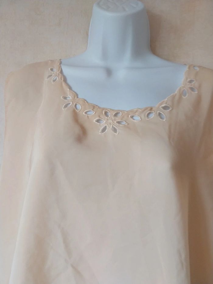 Débardeur très léger Taille 46 48 - photo numéro 2