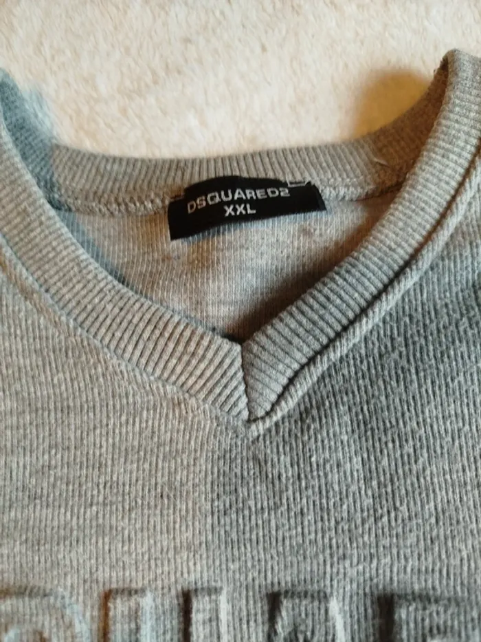 Pull vintage homme Dsquared2 taille XXL col. Gris - photo numéro 2