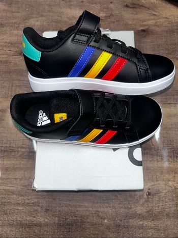 Baskets adidas neuf