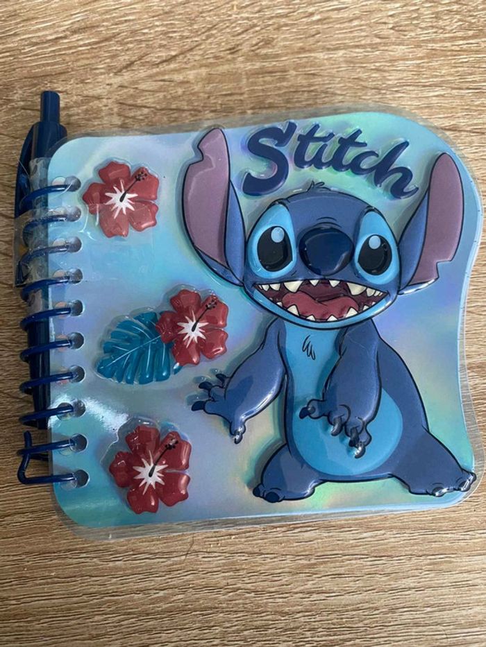 Carnet Stitch avec stylo