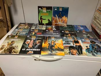 Lot de 19 bd XIII voir photos du tome 1au tome 19