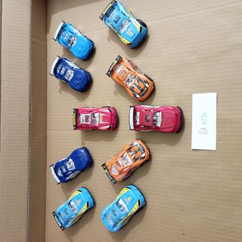 voitures rallye PVC (sachet de 10) divers