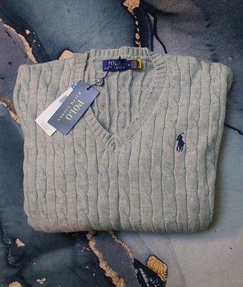 Pull torsadé à col V Ralph Lauren - Taille XL - Gris logo brodé noir - Neuf