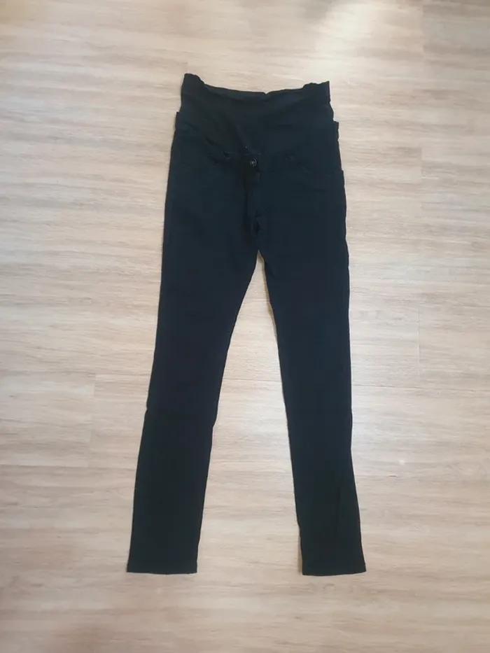 🌸 Jean slim noir 🌸 maternité grossesse 🌸 taille M/38 🌸 - photo numéro 2