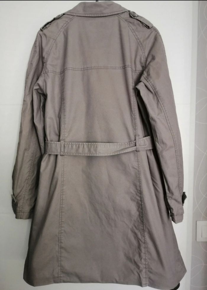 Trench Kiabi
Taille 44 - photo numéro 2