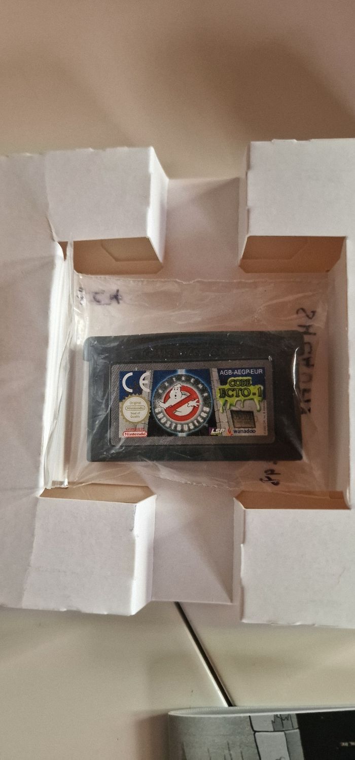 Jeux game boy advance sp ghostbuster - photo numéro 3