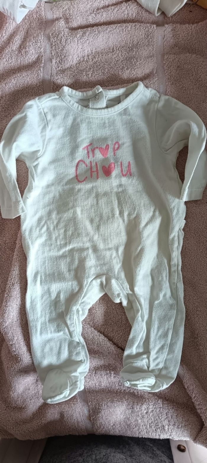 Lot 8 pyjama 1 mois - photo numéro 2