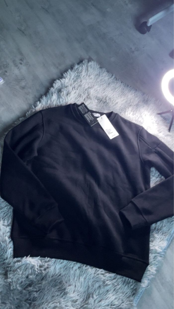 Pull Cp company - photo numéro 2