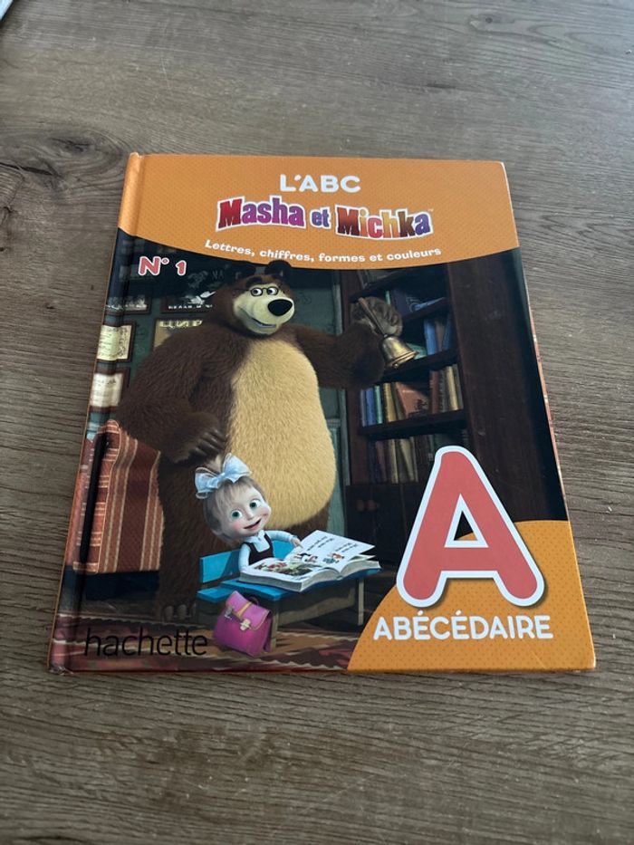 L’abc masha et mishka