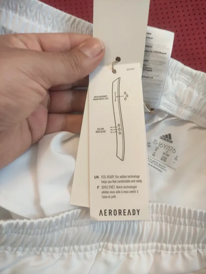 Pantalon de foot Real Madrid, Adidas Authentique Officiel taille enfant 15/16 ans, Neuf - photo numéro 11