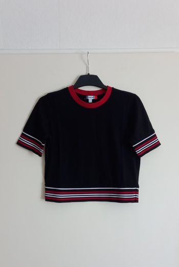 Tee-shirt crop top " Jennyfer "