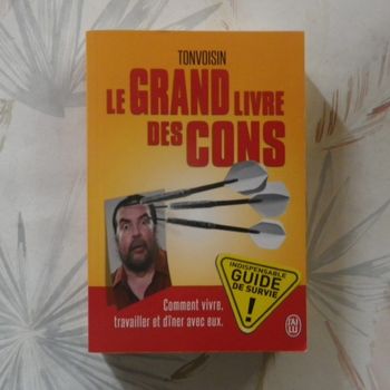 Le grand livre des cons par Tonvoisin Ed. J'ai Lu