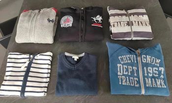 60 € Lot de vêtements garçon 8 ans