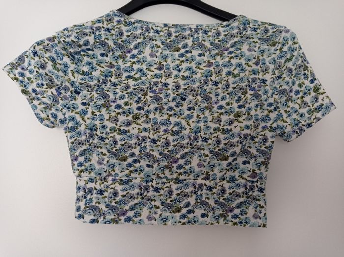 TOP SHEIN Fleuri Bleu. - photo numéro 3
