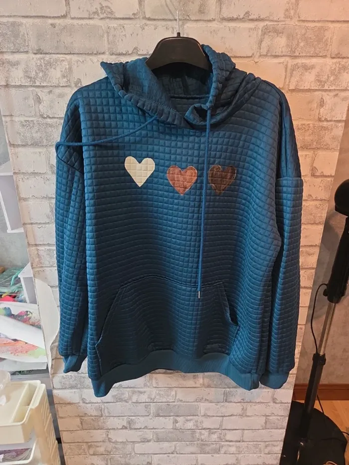 Pull capuche shein taille L