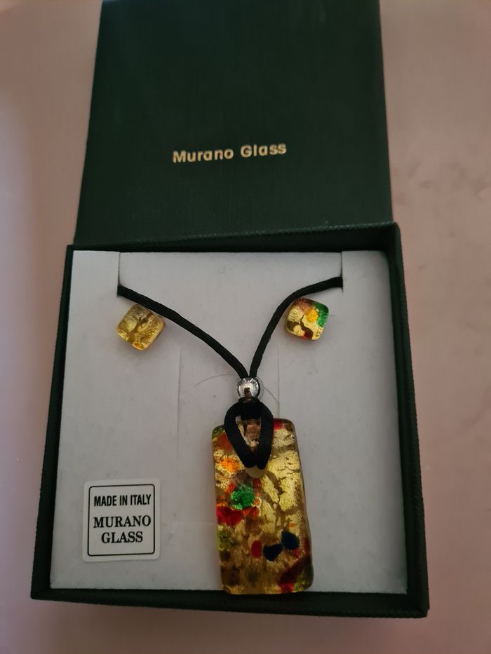 Parure. Collier 3 x 4 cm  et boucles d oreilles. Murano - photo numéro 7