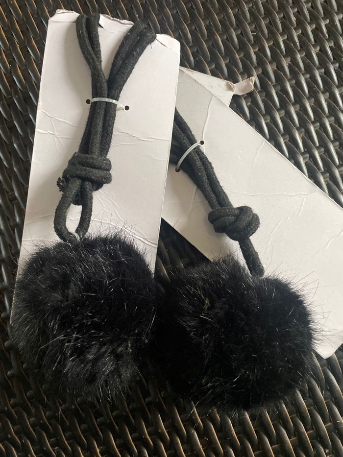 2 boules de maintien de rideaux