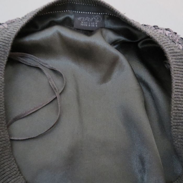✨ Gilet Esprit gris avec sequins – Taille S ✨ - photo numéro 10