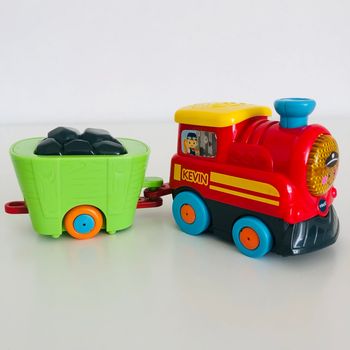 Train interactif avec remorque Tut Tut Bolides Vtech