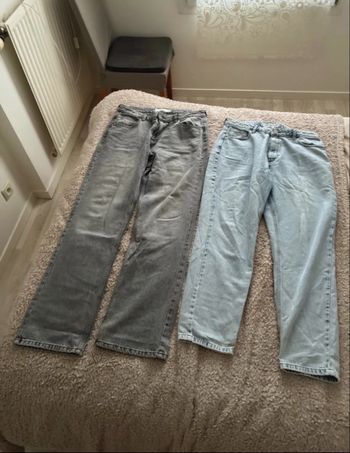 Lot 2 jeans 