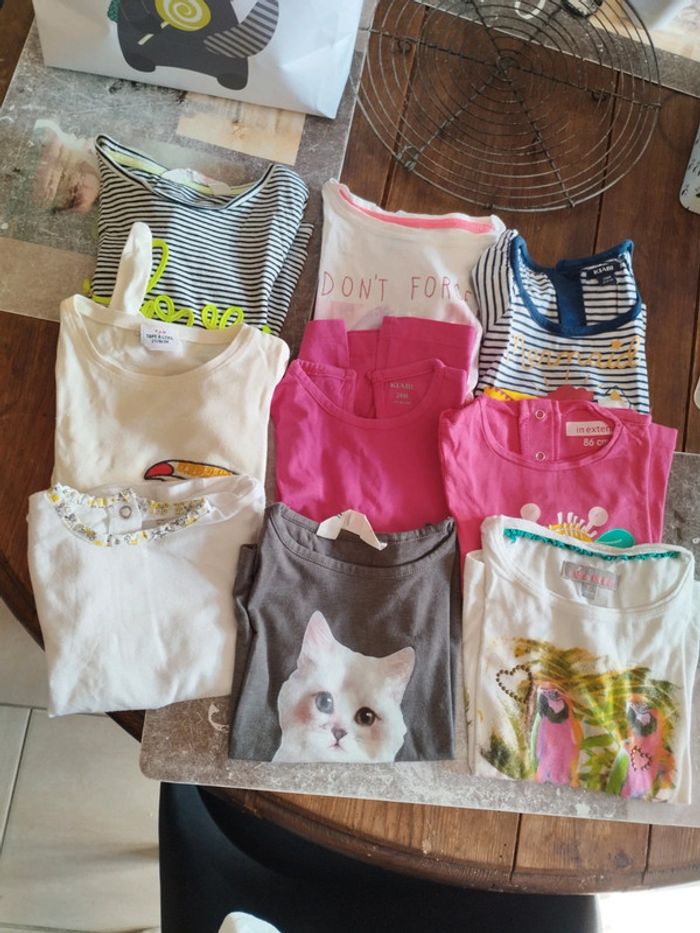 Lot 9 tee shirt 2ans