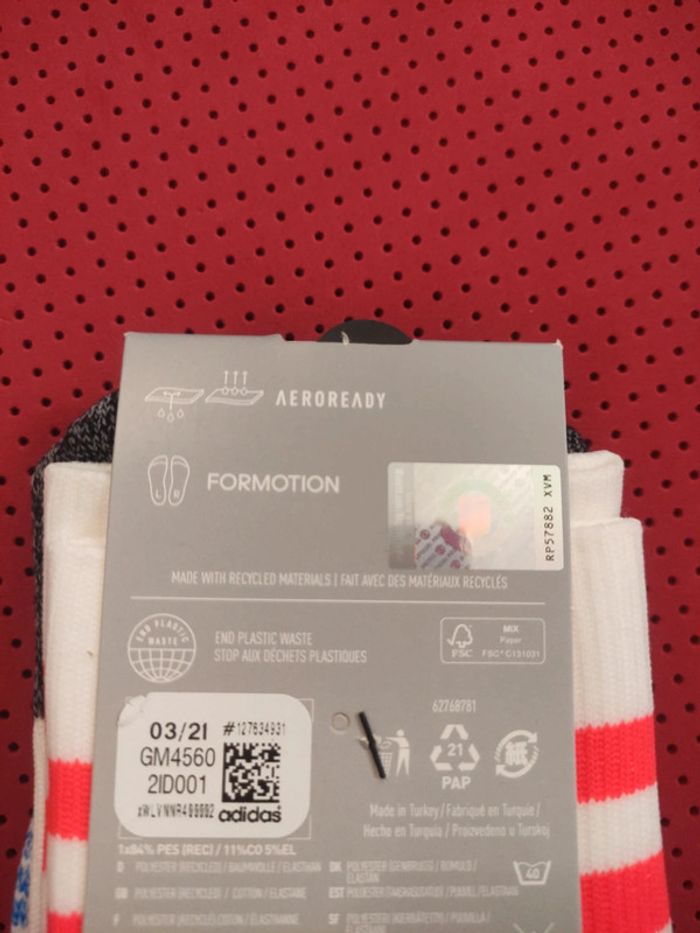 Chaussettes de foot Manchester United, Adidas Authentique Officiel taille 31/33, Neuf - photo numéro 9