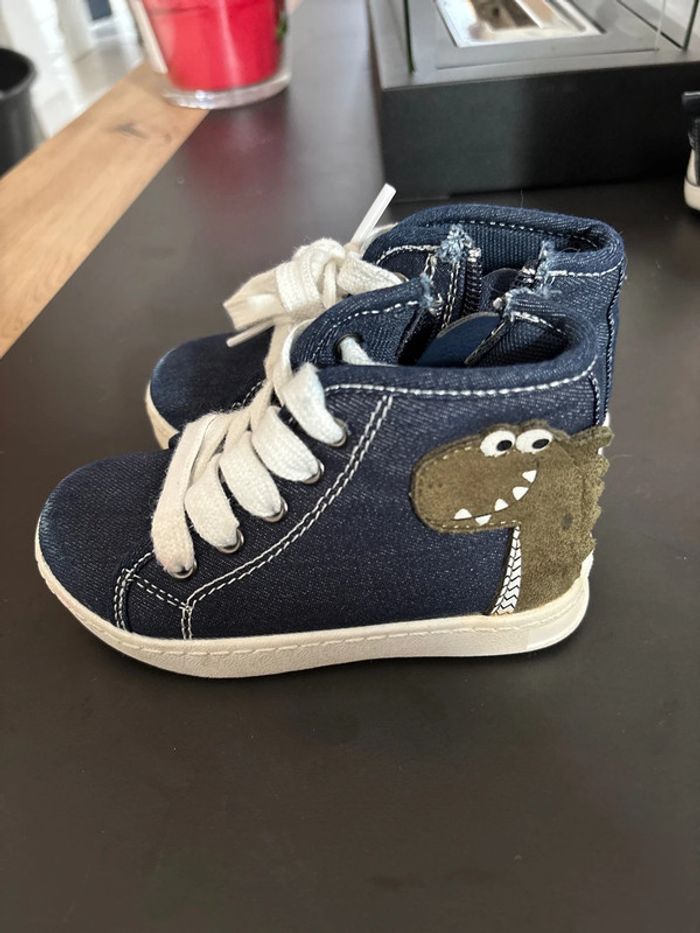 Chaussures dinosaures - photo numéro 4