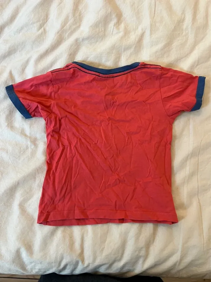 T-shirt rouge - photo numéro 4
