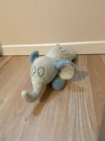 Peluche éléphant