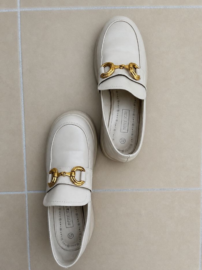 Mocassins crème femme Taille 37 – bon état - photo numéro 4