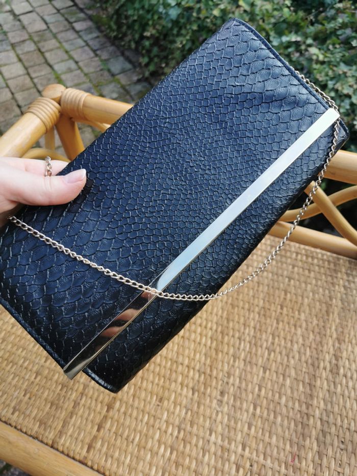 Pochette noire structuré New look