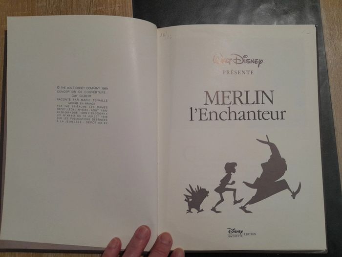 livre vintage Disney - Merlin l'enchanteur - photo numéro 2