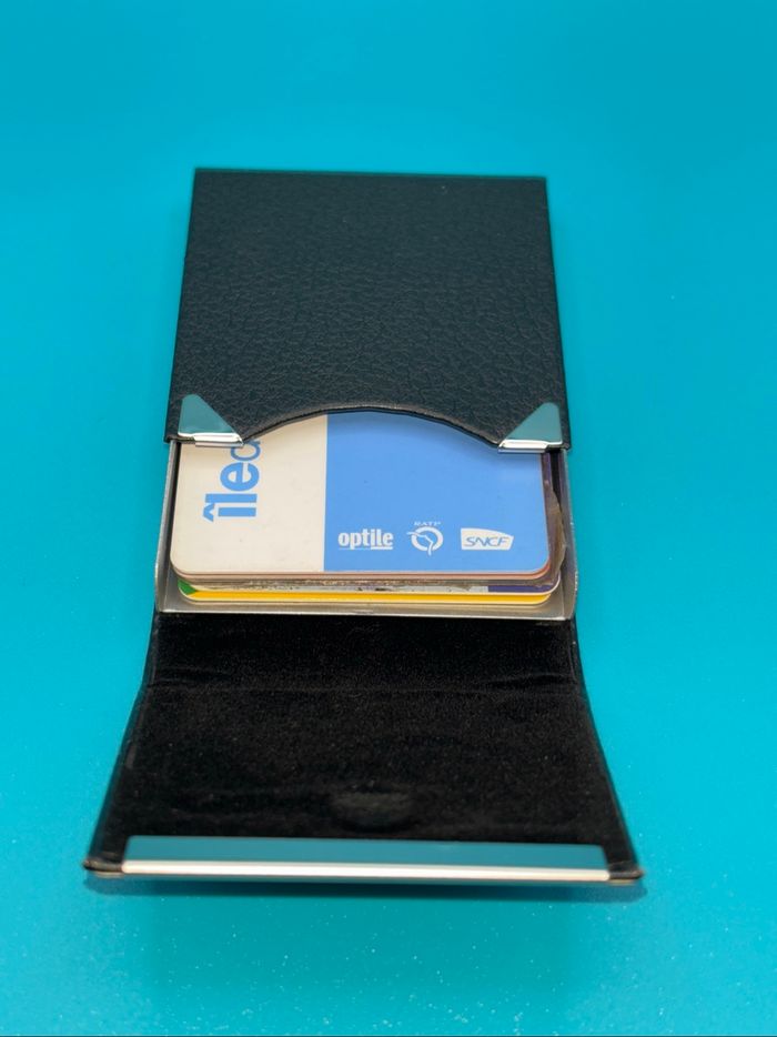 Porte carte cuir magnétique - photo numéro 5