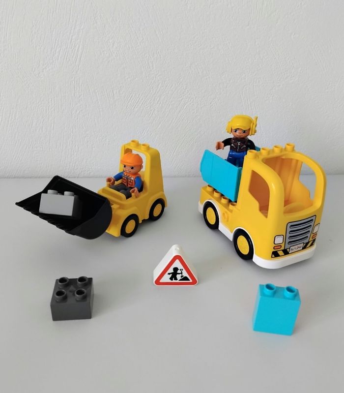DUPLO Briques Camion et Pelleteuse de Chantier 🚧 - photo numéro 1