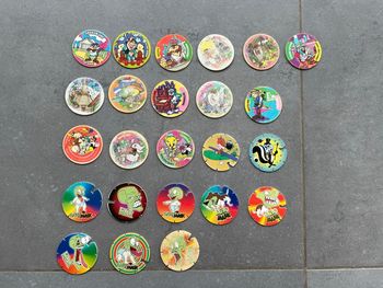 Lot pogs vintage Flippo volants