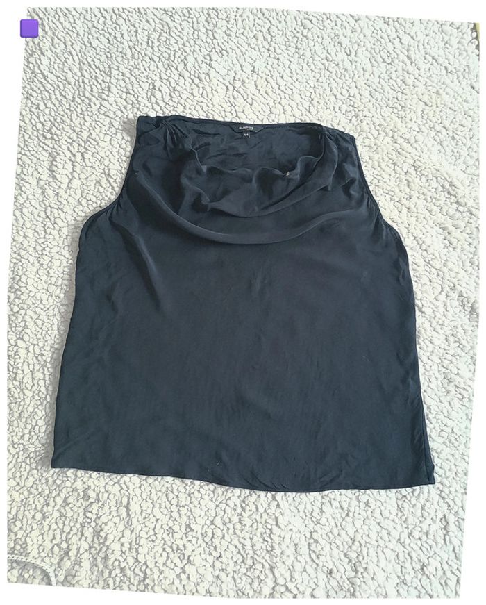 Haut col benitier sans manches noir bleuté fluide Burton, sexy classic
