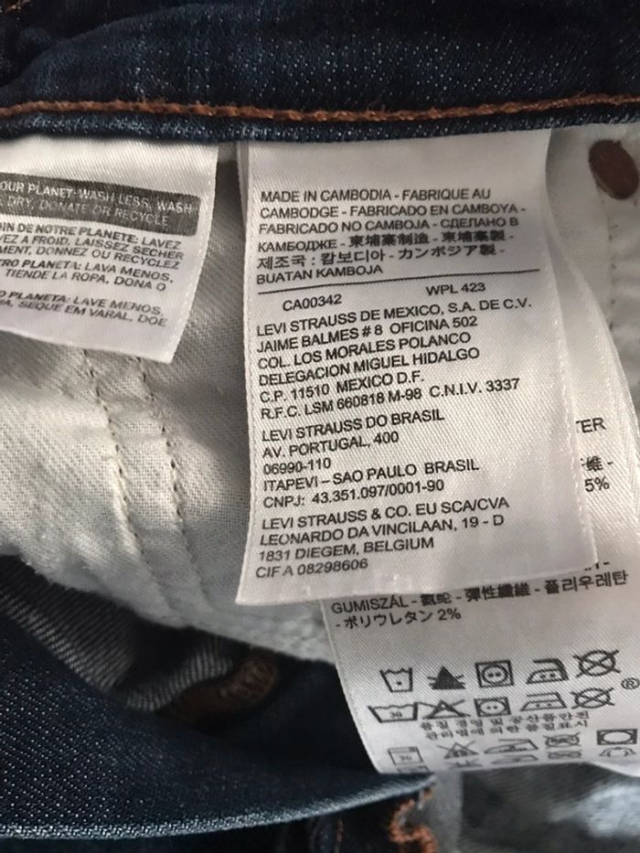 Short en jeans Levis (levi’Strauss) model 511 W33 (42-44 taille française) - photo numéro 6