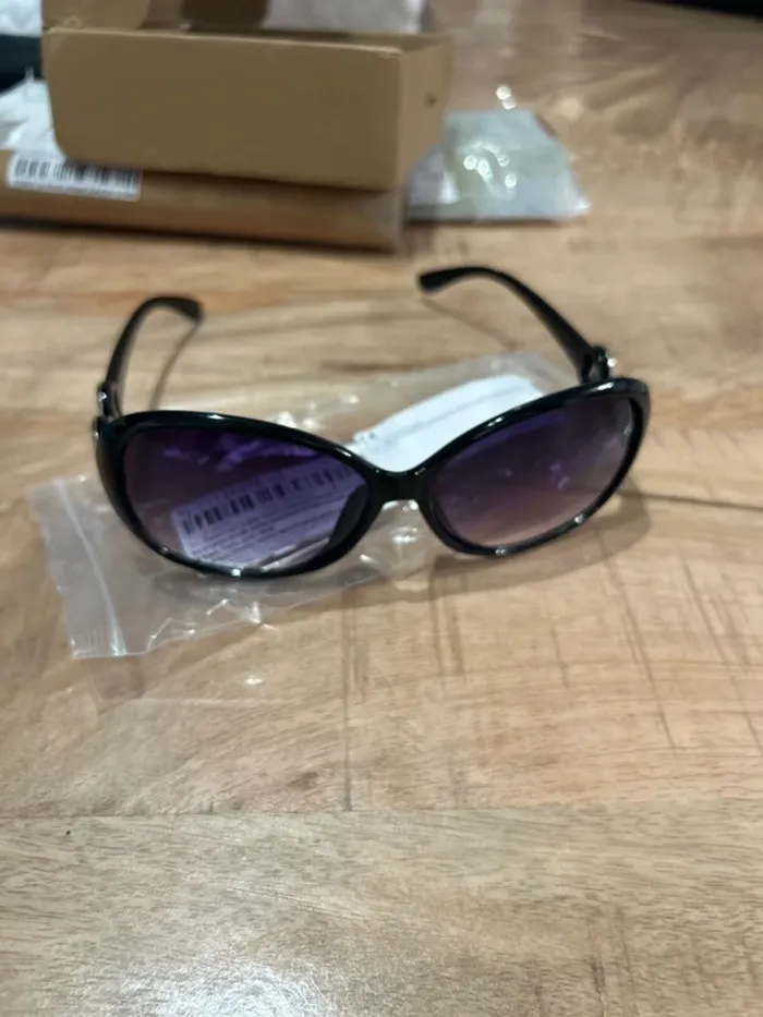 Lunette de soleil femme