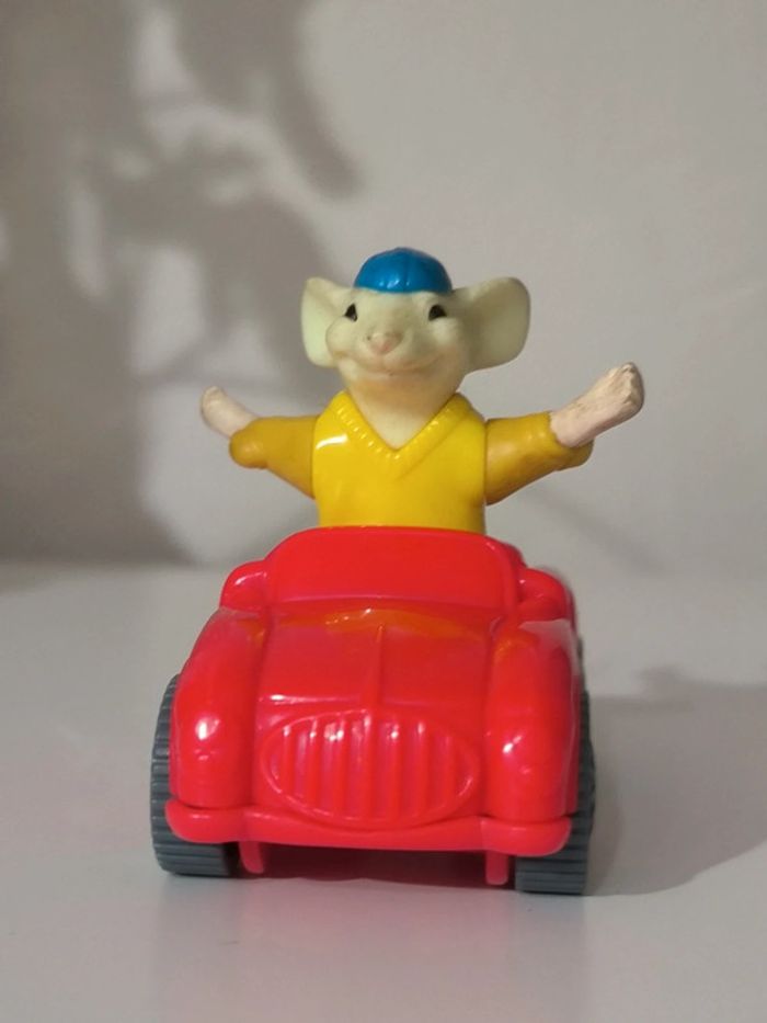 McDonald's
Année 2003 voiture Stuart little - photo numéro 2