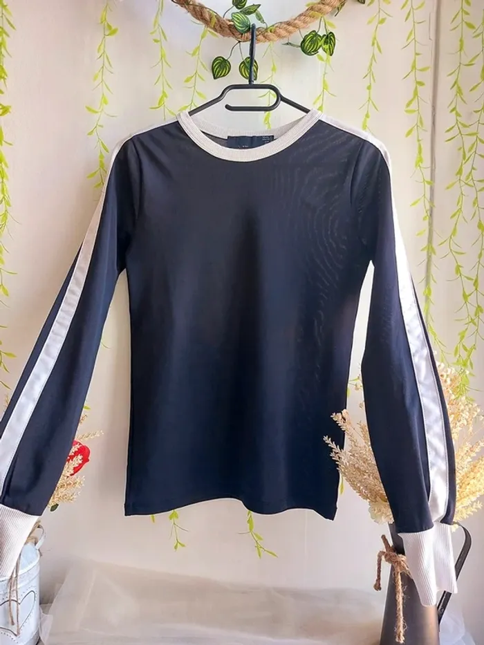 Blouse manches longue Zara – S – Marine – État : Excellent