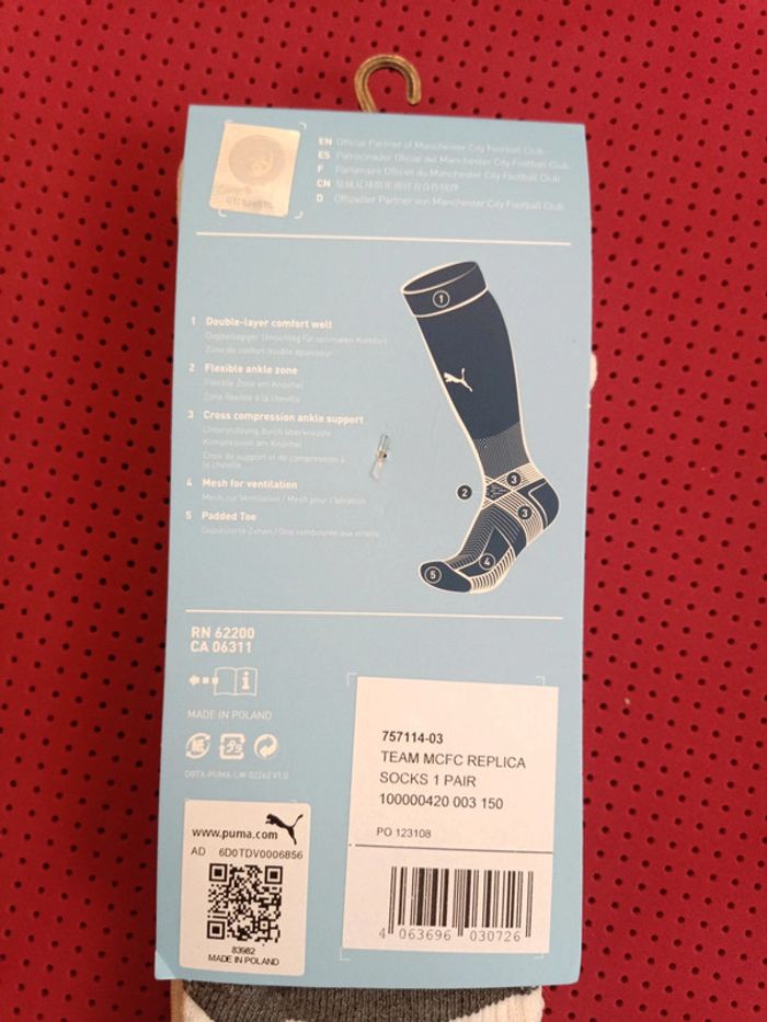 Chaussettes de foot Manchester City, Puma Authentique Officiel taille 35/38, Neuf - photo numéro 6