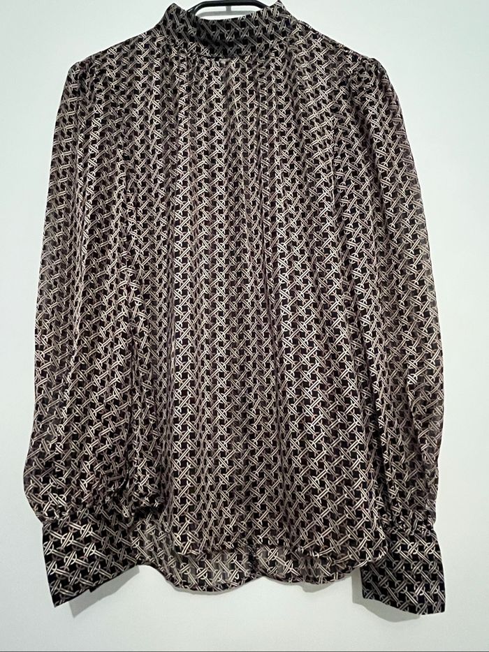 Chemisier satin H&M joli motif et boutons excellent état