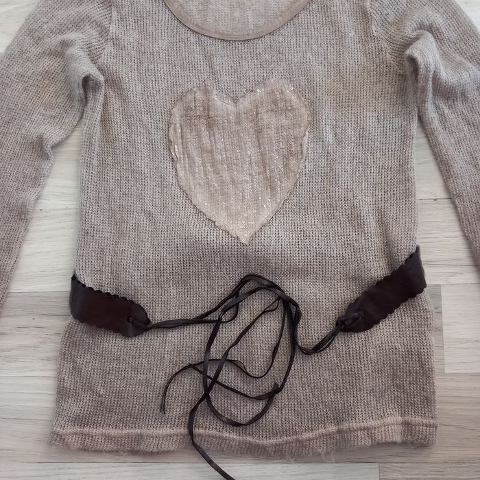 Pull femme avec ceinture avec cœur brodé Compagnie des Aventures taille M - photo numéro 3