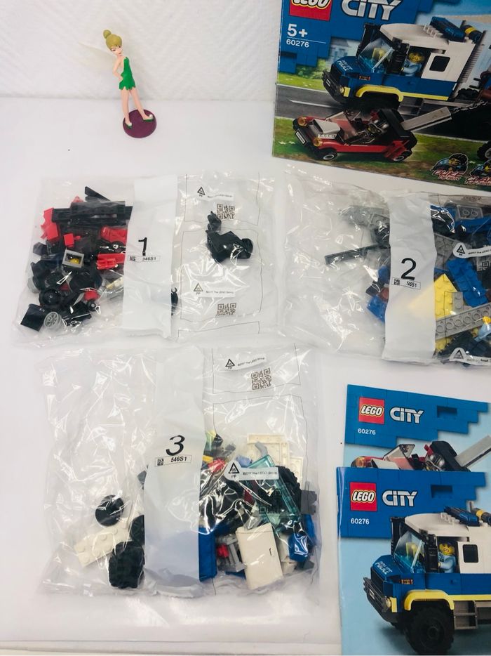LEGO 60276 City Police Le Transport des Prisonniers - photo numéro 4