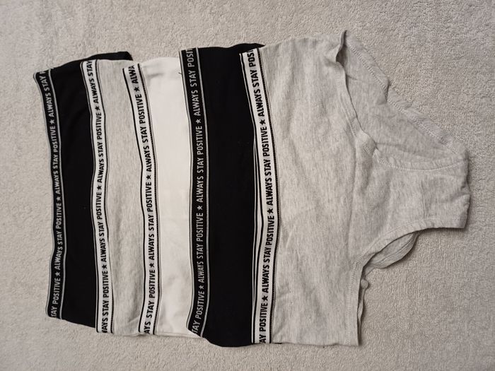 Lot de 5 shorty Kiabi 14 ans (réf perso SVTF05)(familleac72)