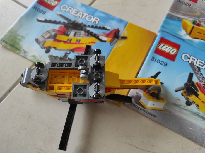 Lego creator 31029 hélicoptère, avion et cargo - photo numéro 2