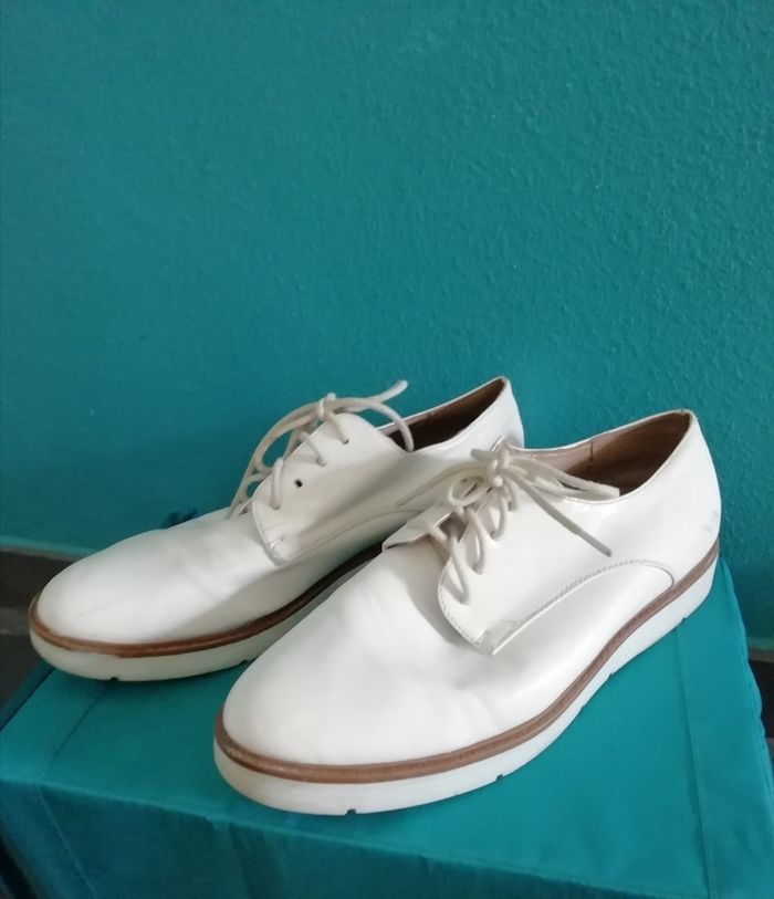 Chaussures à lacets